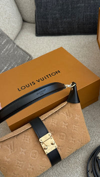 Pochette Mia Pouch