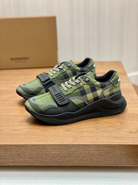 Vintage Check Runner Sneakers