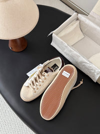 26S True Star Sneakers