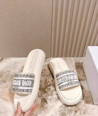 Dway Oblique Embroidered Slide