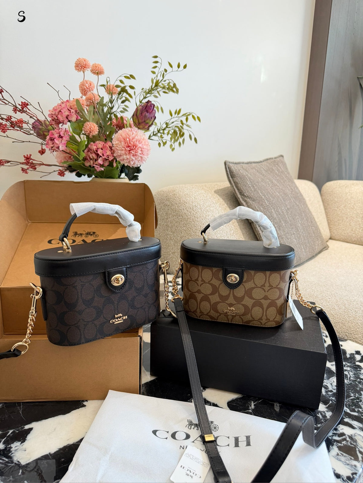 Kay Crossbody Vanity Bag