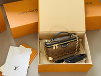 Vanity Pouch Trunk Bag
