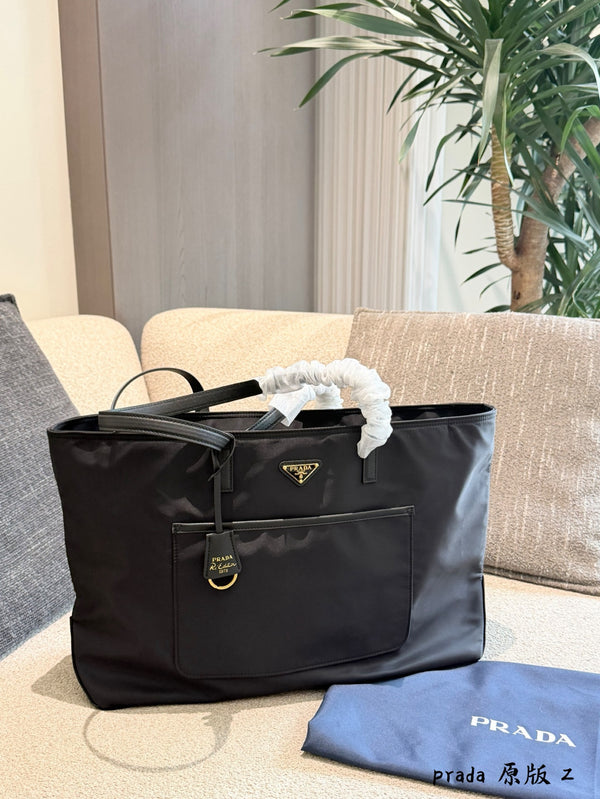 Re-Edition 1978 Re-Nylon Large Tote Bag