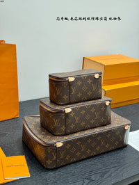 Packing Cubes