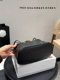 Dada Shoulder Bag