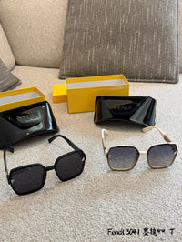 3041 Square Sunglasses