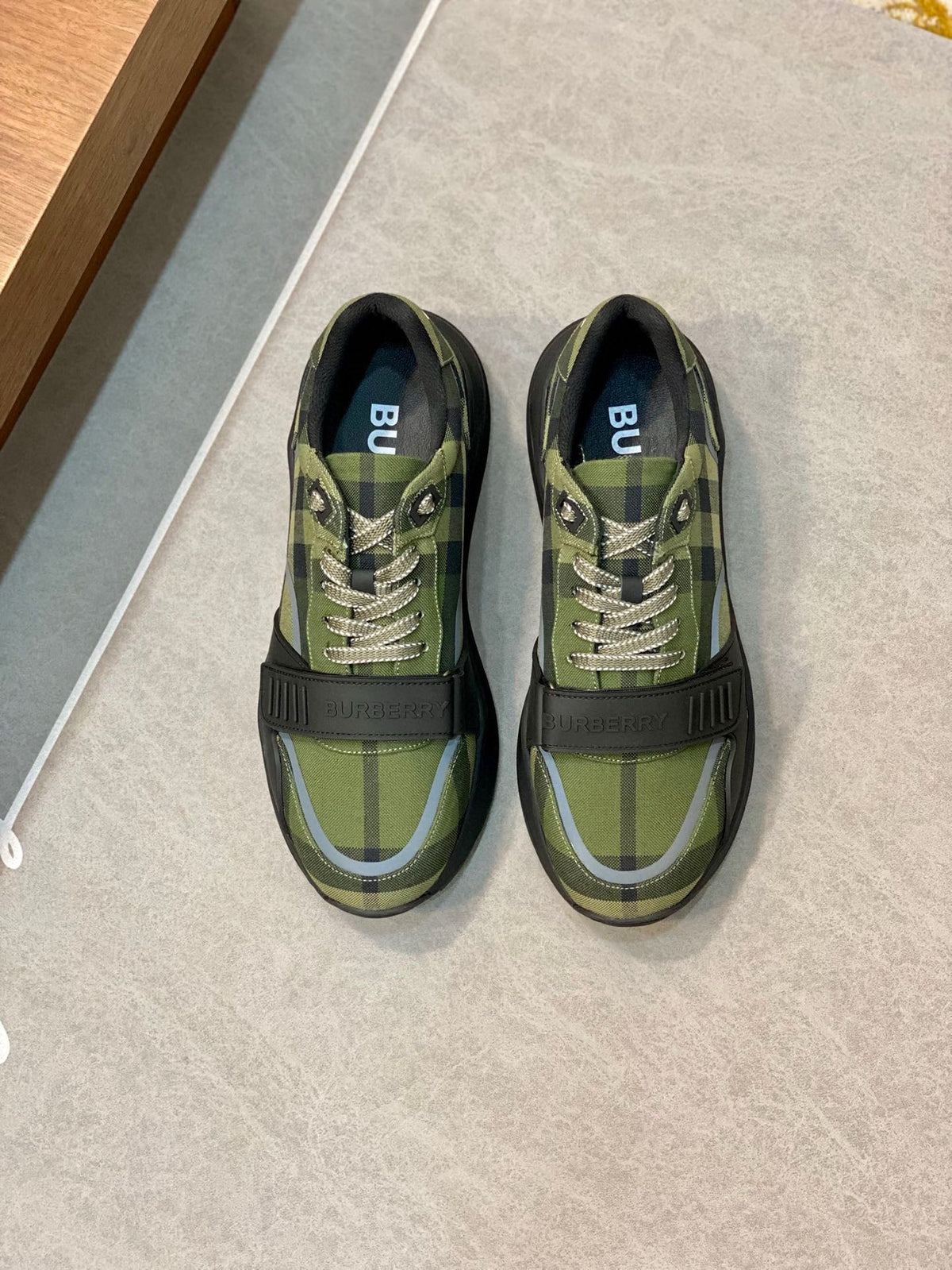 Vintage Check Runner Sneakers