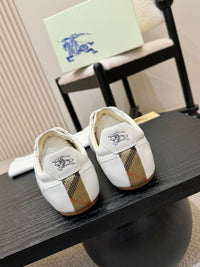 Knight Runner Sneakers