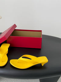 Vittoria Thong Sandals