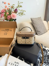 Kay Crossbody Vanity Bag