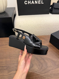 26S Platform Sandals