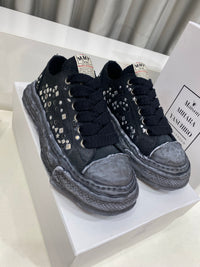 Peterson 23 Embellished Low-Top Trainers