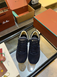 Fast Walk Sneakers