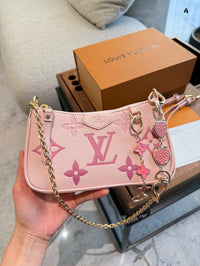 Easy Pouch Bag