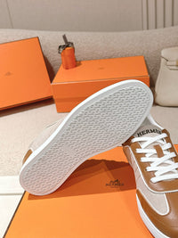 Boomerang Sneakers