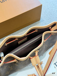 Nano Frivole Bag