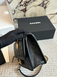 25B Top Handle Flap Bag