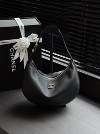 26B Hobo Bag