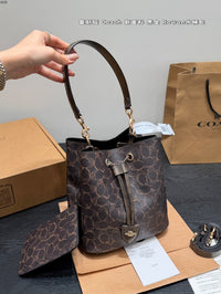 Rowan Bucket Bag