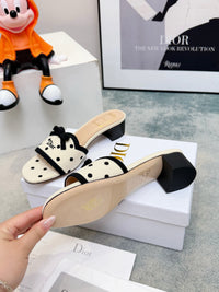 Dway Heeled Slides