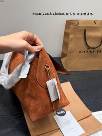 Chelsea Shoulder Bag