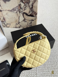 Halfmoon Bag