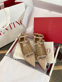 Garavani Rockstud Ballet Flats
