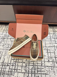 Nantucket Walk Sneakers