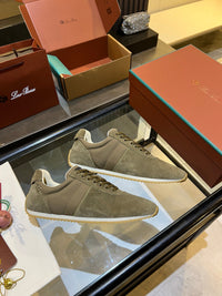 Fast Walk Sneakers