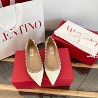 Garavani Rockstud Ballet Flats