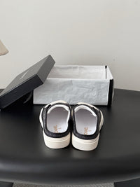 26C Trainers