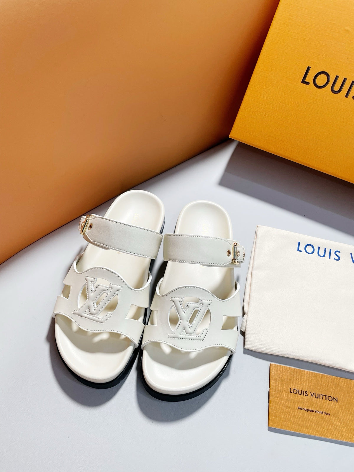 26S Isola Comfort Mules