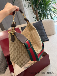 Brera Large Shoulder Bag