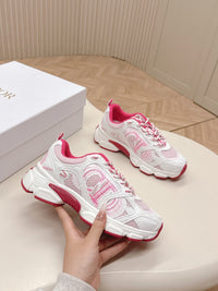 Wmns Chrono Sneakers