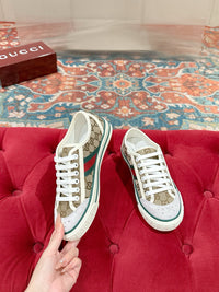 Low Top Sneakers
