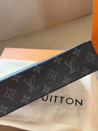 Pochette Voyage MM Monogram Eclipse