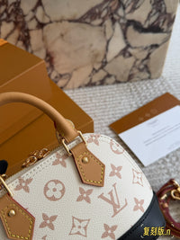 Nano Alma Bag