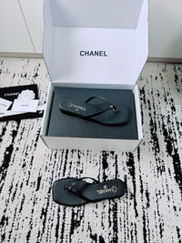26A Times Square Thong Sandals