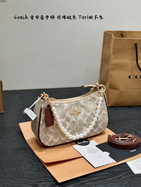 Teri Shoulder Bag