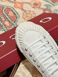Low Top Sneakers