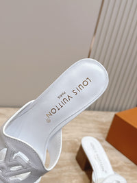Isola Mules