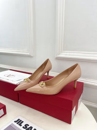Garavani VLogo Patent Leather Pumps 6cm