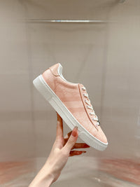 Low Top Sneakers
