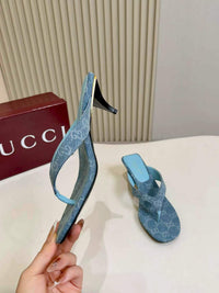 Vittoria Thong Sandals