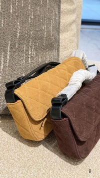 26S Flap Shoulder Bag