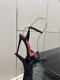 26S Condorapik Queen Leather Sandals