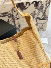 Le 5 À 7 Hobo Bag