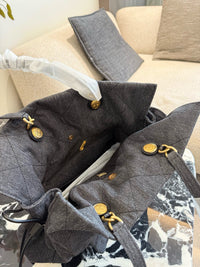 25C Early Spring Shopping Bag