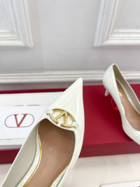 Garavani VLogo Patent Leather Pumps 6cm