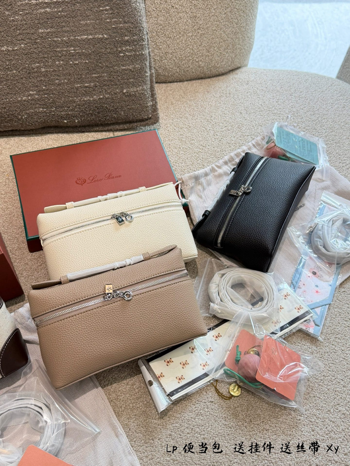 Extra Pocket L19 Grained Calf Leather
